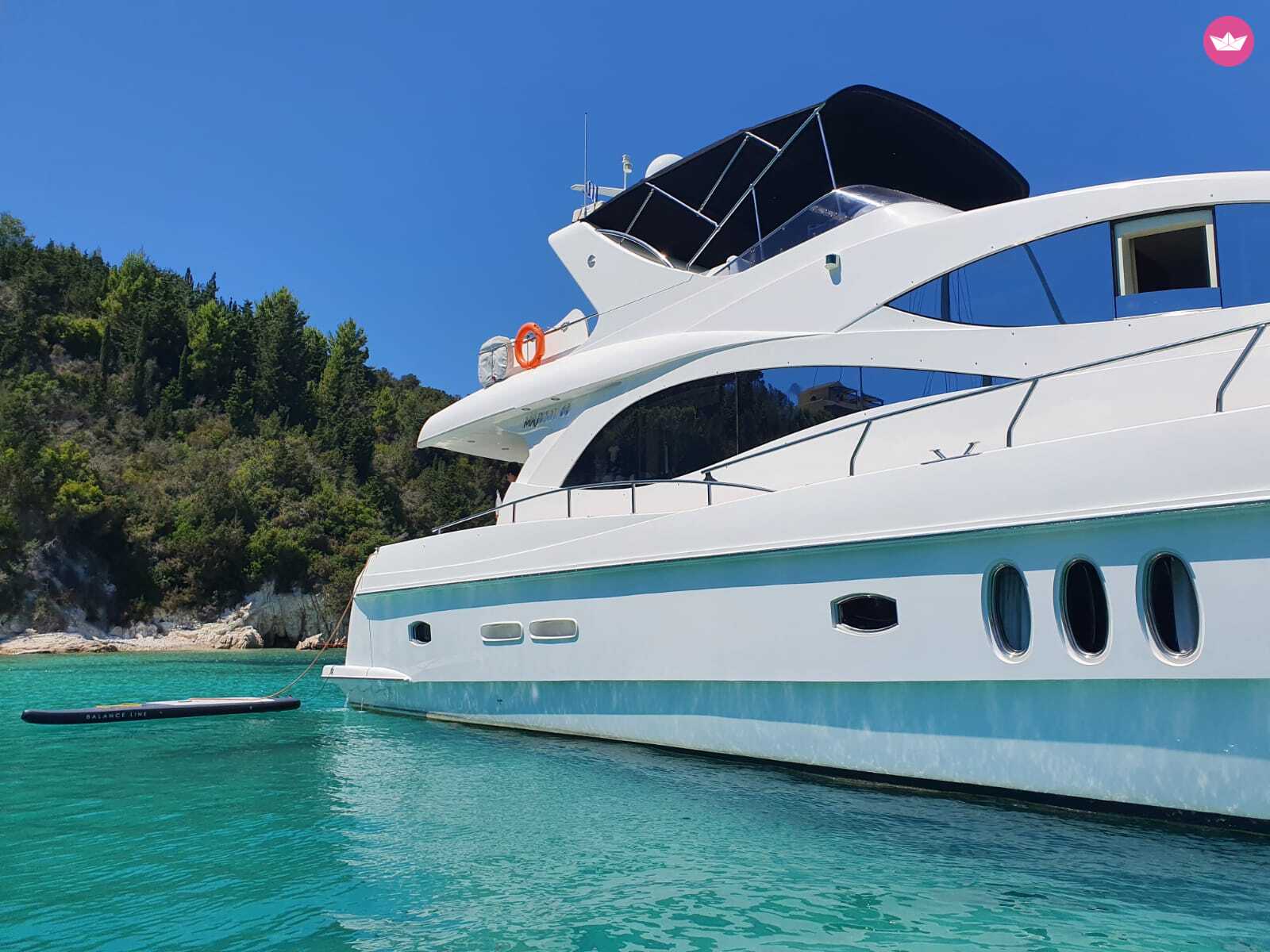 Gulf Craft — Majesty 66 (2010)